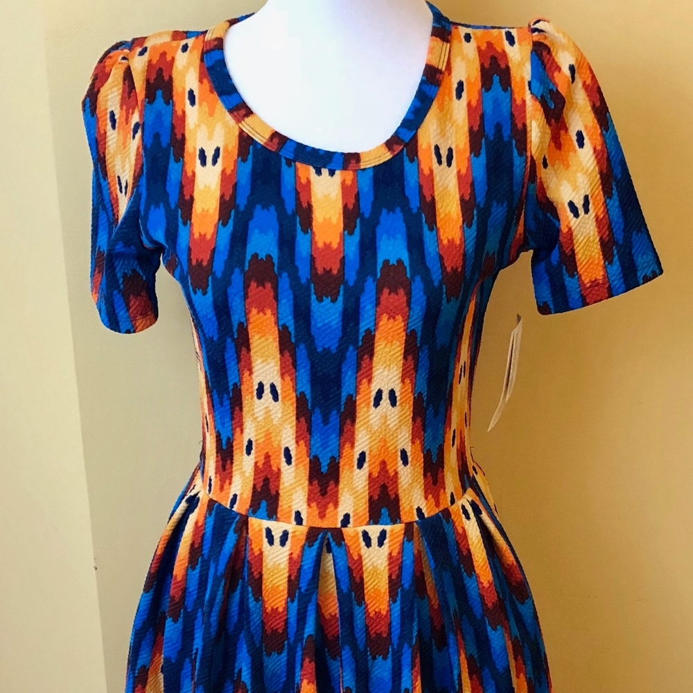 LuLaRoe Small Amelia NWT